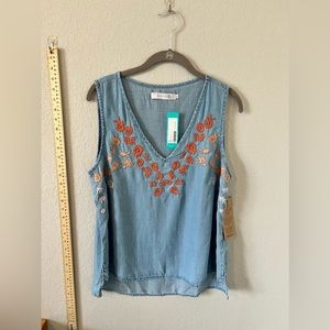 NWT Billy T Chambray Tank Top L Blue Embroidered floral